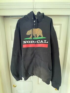 Nor-Cal Men's Black Zip-Up Hoodie with Bear Graphic